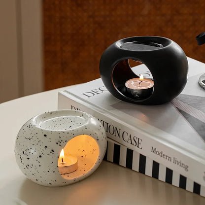 Brûleur Zen céramique noir et blanc moucheté — bougie chauffe-plat incluse, design épuré anti-stress